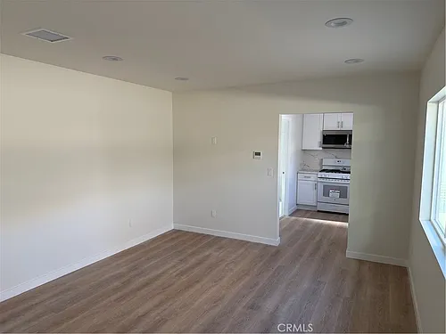 616 Alexander St Photo 1