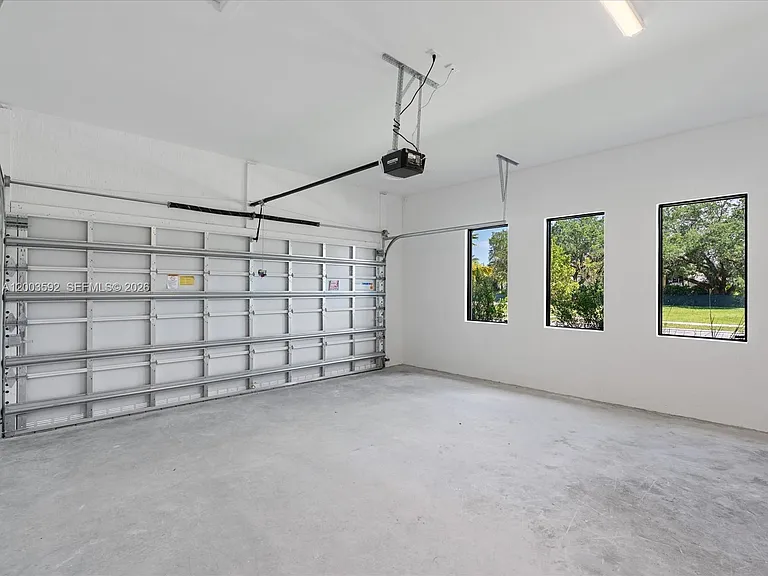 19602 NE 14th Ct — Photo 56