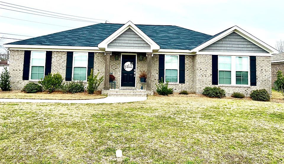 629 Mitchell St, Headland, AL 36345 Zillow