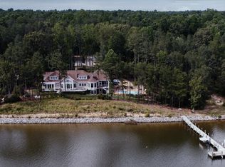 87 Eagle Point Rd, Lancaster, VA 22503