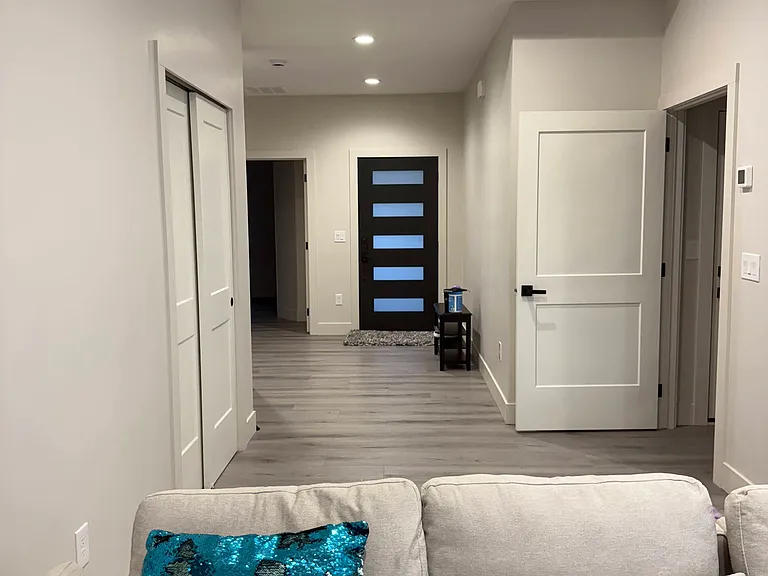 4235 W Tolliver Ct — Photo 16