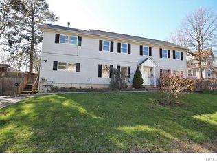 19 Antrim Ave, Suffern, NY 10901