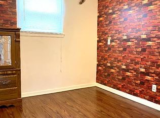 304 Avon St, Philadelphia, PA 19116