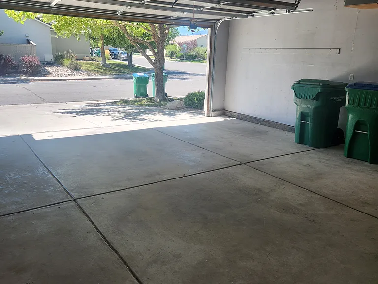 9520 Happy Canyon Dr — Photo 33