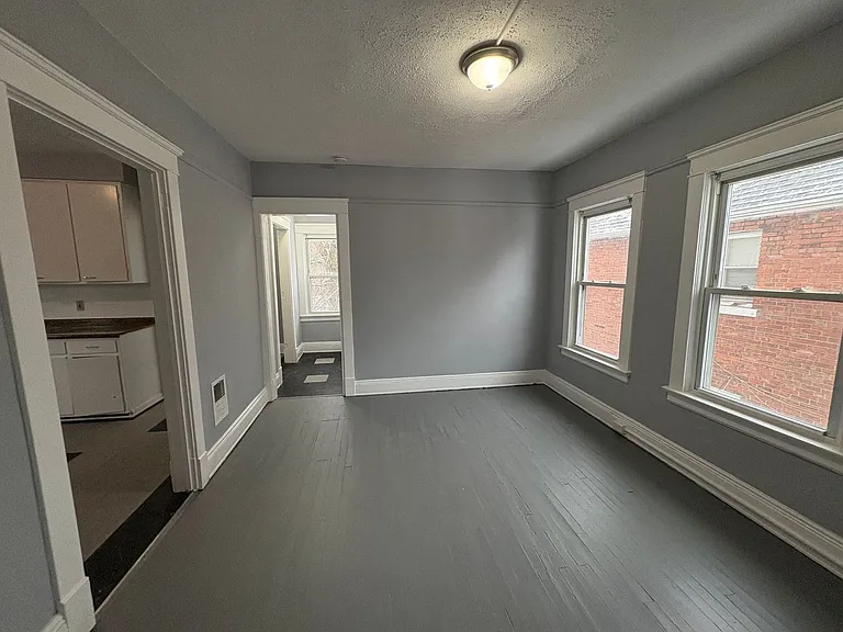 15624 Halliday Ave — Photo 27