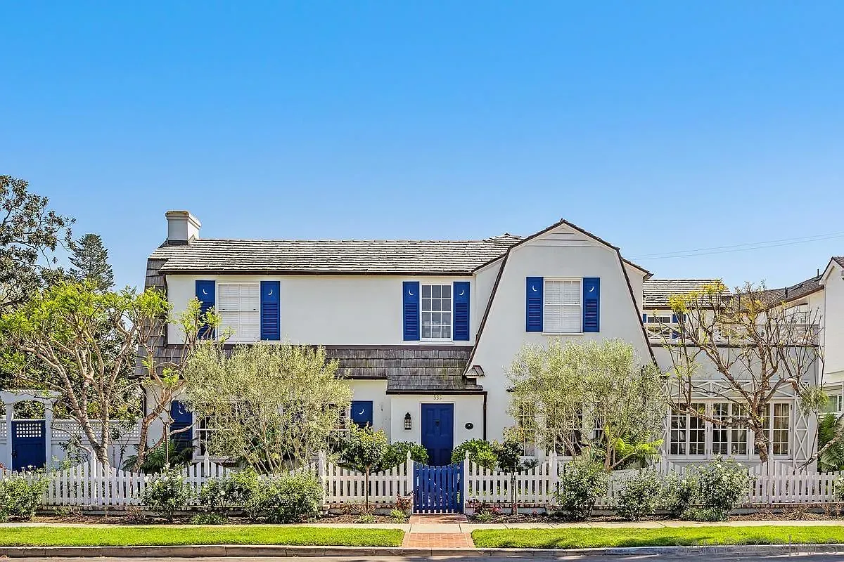 5 bed, 5.0 bath, 3500 sqft, $75,000 — Photo 1