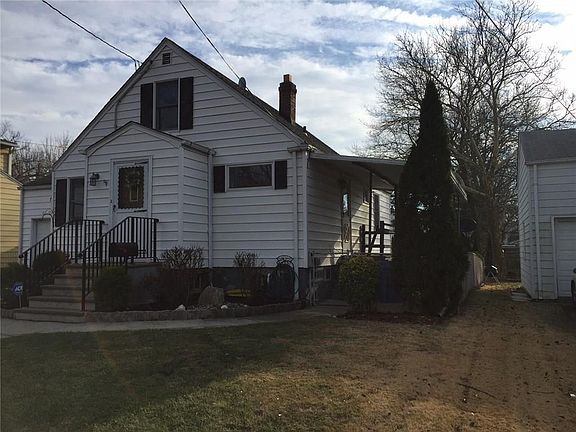 2nd image of 101 Essex Ave