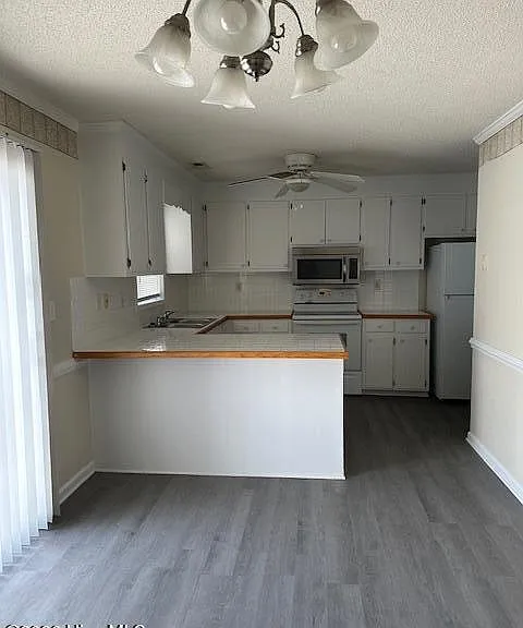 3929 Sterling Pointe Dr #AAA5 — Photo 8