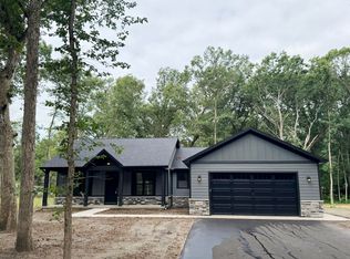 11324 Quail Run Dr N, Wheatfield, IN 46392