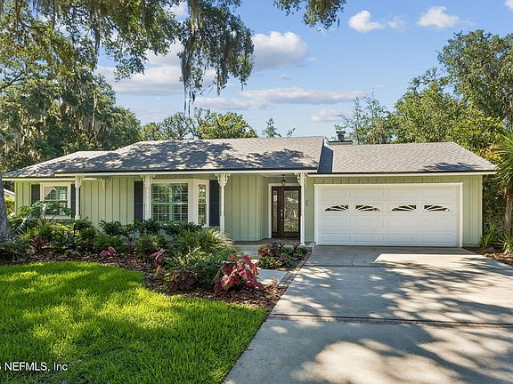 3rd image of 1428 PLANTATION OAKS Lane