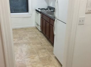859 42nd St APT 1G, Brooklyn, NY 11232