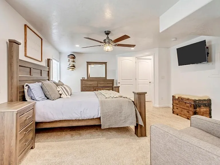 2254 S Baxter Dr — Photo 22