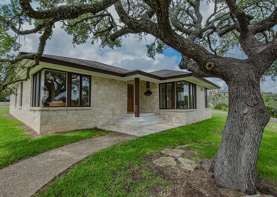 1st image of 103 Greenbriar Cir