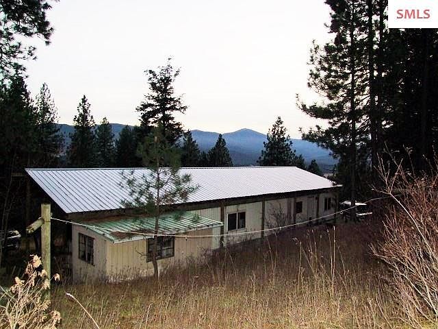 2nd image of 165 Lakeview Dr