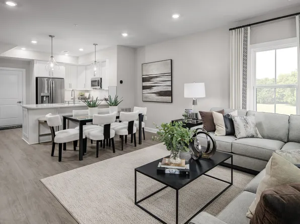 Addison Plan, Ashburn Station