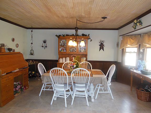 Banquet Size Dining Area