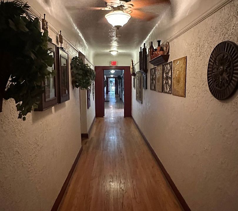 1st image of 13725 La Salle Blvd APT 205