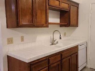 1527 Harvard Ave #B, Clovis, CA 93612