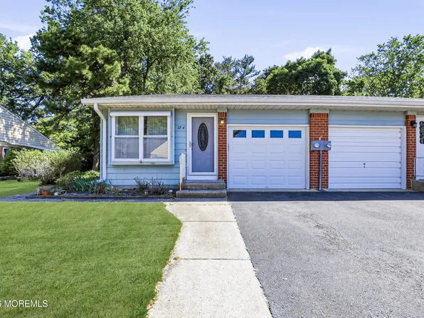 27 A Homestead Drive, Manchester, NJ 08759
