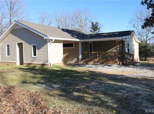 920 Twin Oaks Rd E, Northport, AL 35473