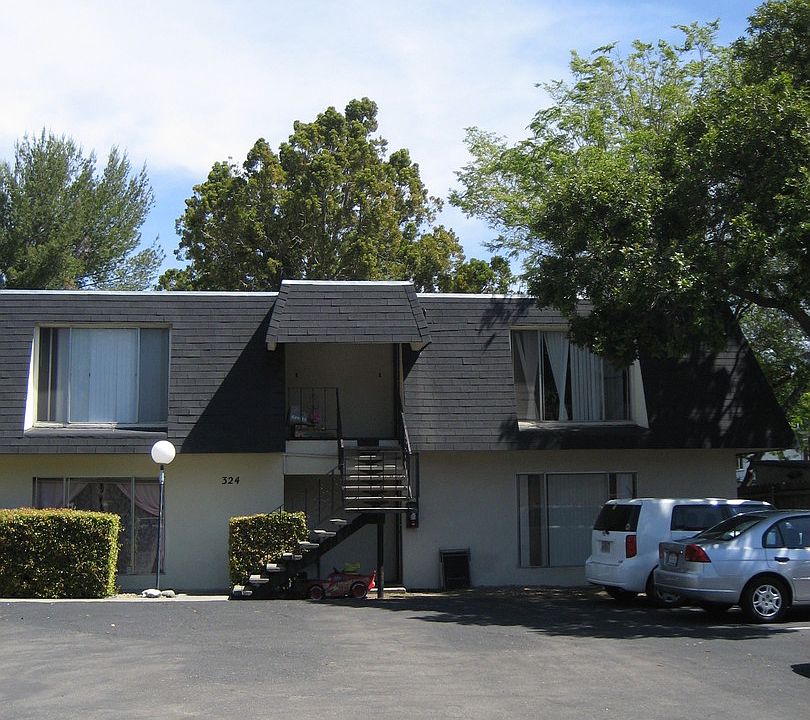 1st image of 324 N Chorro St APT 2
