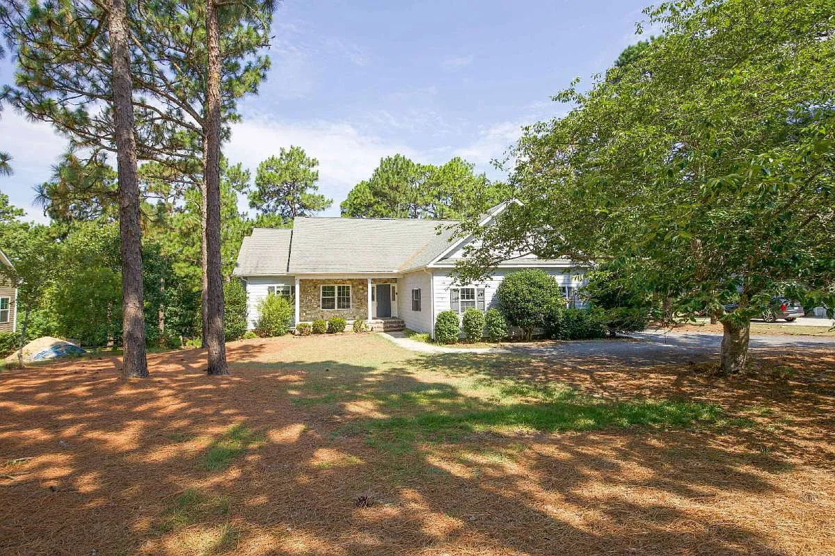 108 Fawnwood Dr in West End, NC 27376 — Photo 1