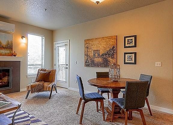 5th image of 608 NE 86th St #8kdacjypc
