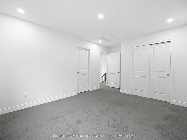 196 Freure Dr — Photo 31