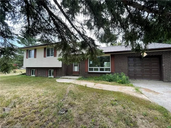 156 John St, Grey Highlands, ON N0C 1C0