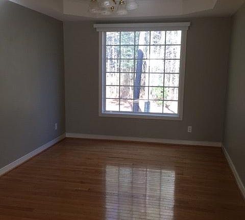 4th image of 10429 Mountain Glen Pkwy