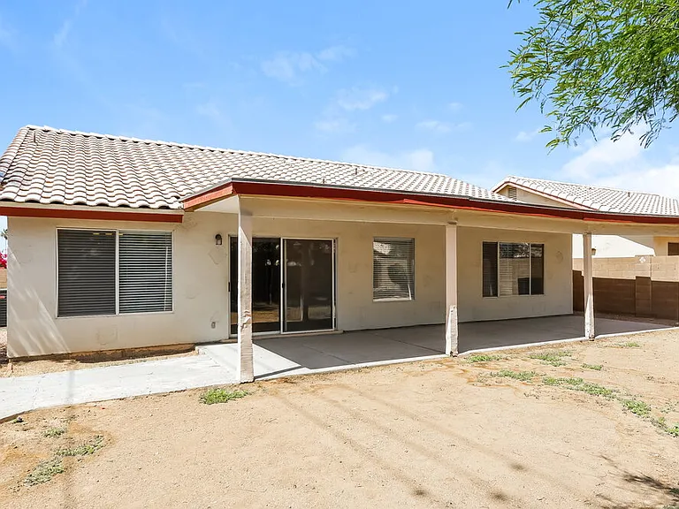 1419 W Villa Theresa Dr — Photo 16