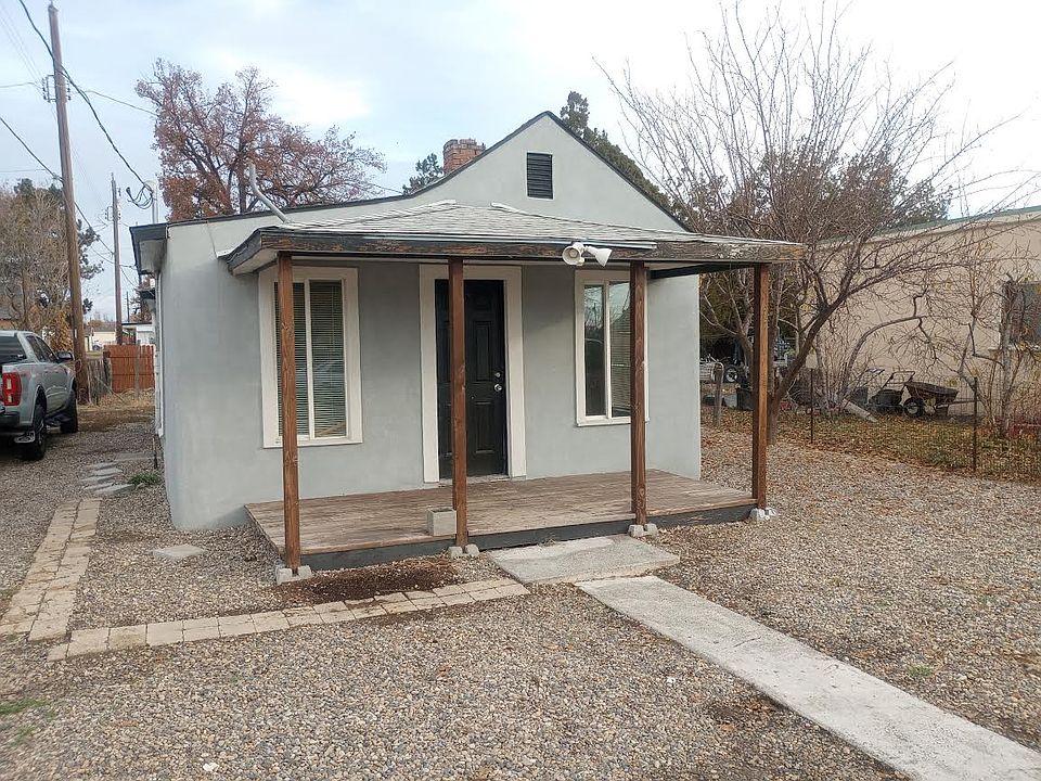 1st image of 263 SE 7th Ave