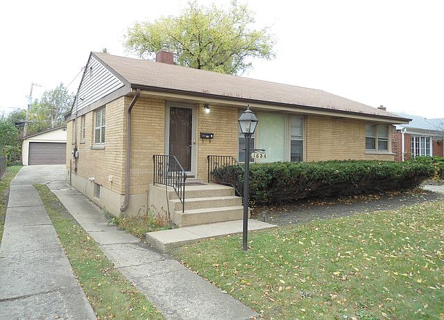1st image of 1654 Stockton Ave