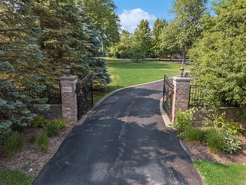 26161 W Cuba Rd, Barrington, IL 60010 Zillow