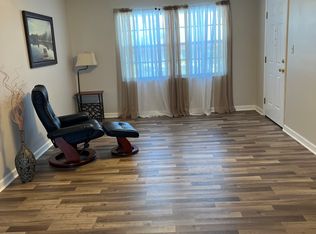 4158 Tamiami Trl APT T8, Pt Charlotte, FL 33952