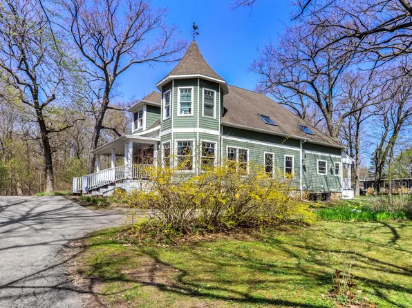 720 High STREET, Lake Geneva, WI 53147