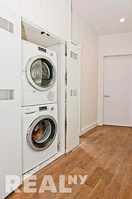 Rented by REAL New York | media 28