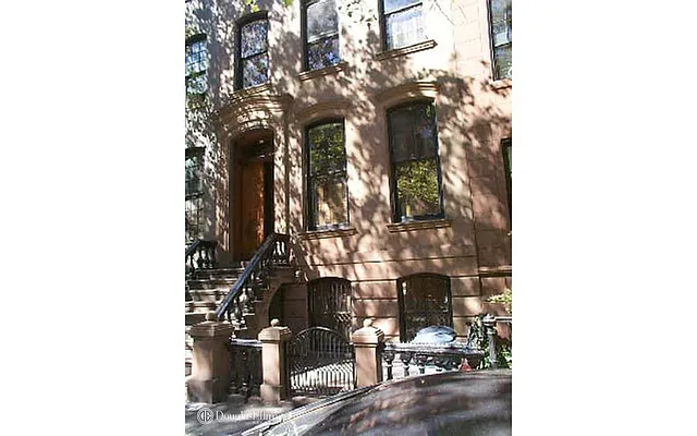 Rented by Douglas Elliman | media 10