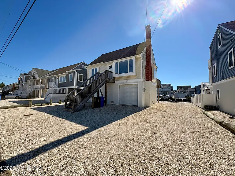 46 Joshua Dr — Photo 3