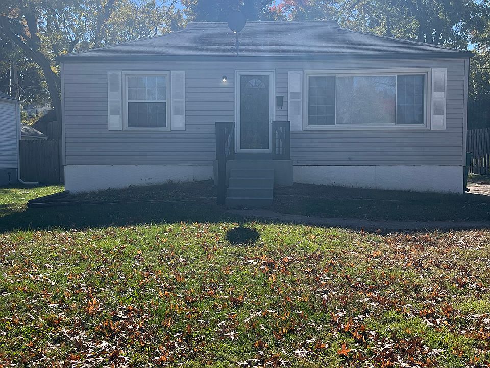 1st image of 7820 Utica Dr