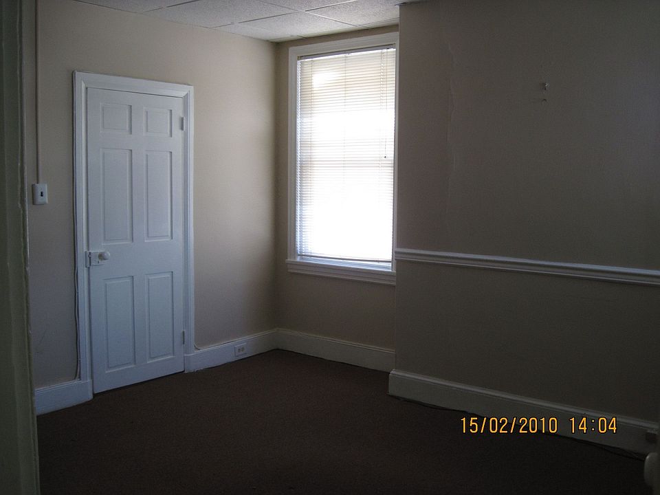 2nd image of 13 Garden St