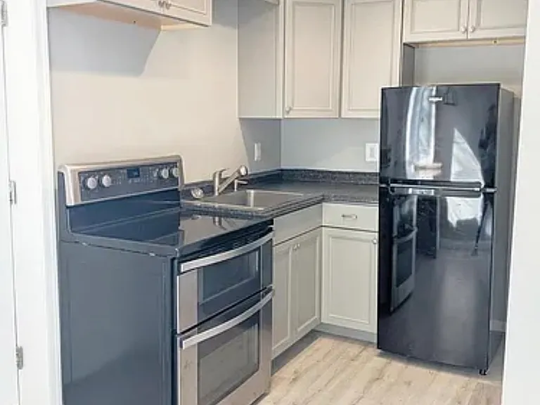 9003 Merrimack Dr — Photo 4
