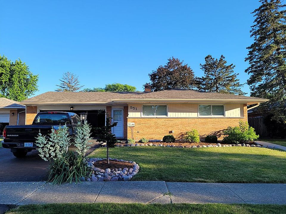 1st image of 551 Berkshire Ln