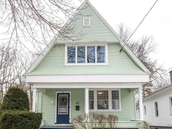 42 School St, Angola, NY 14006