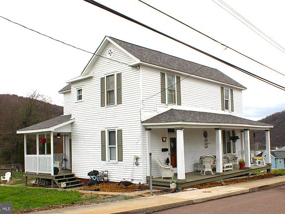 2nd image of 306 Philos Ave