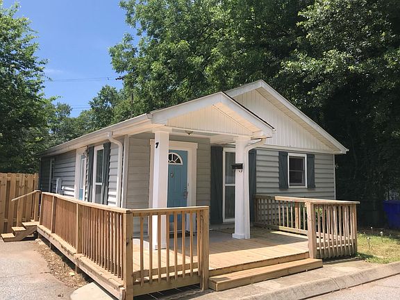 2nd image of 7 Burns Cir