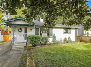 1554 Stevens St, White Rock, BC V4B4Y5