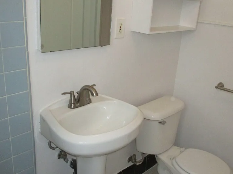 1105 Mound Ave #7 — Photo 8
