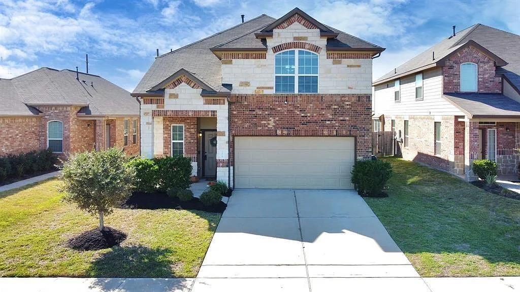 Photo 1 of 26 - 3519 Rossini Dr - Katy, TX Primary Photo - 3519 Rossini Dr