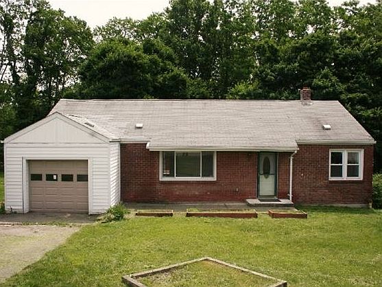 1st image of 61 Lafayette Dr